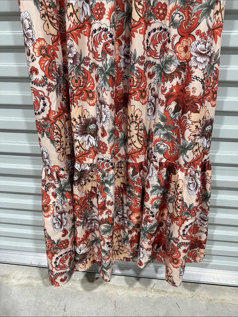 Red Floral Tiered Maxi Dress with Ruffle Sleeves - Picture 4 of 11